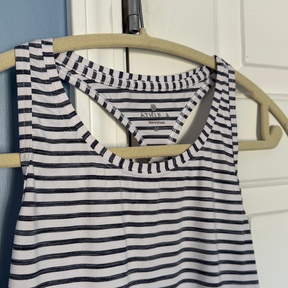 EUC Athleta Tank Navy/White stripe M - Picture 5 of 7